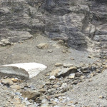 ته مانده برف های مانده از سال پیش