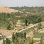 دره سر سبز زرافشان/آرامگاه رودکی در شهر پنجکند در این دره قرار دارد ."کند"بمعنی ده و محل است ، پنجکند = پنج ده و تاشکند =شهر تاش، سنگ.