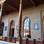 در گذشته در کشورها و ایالتهای کرانههای سیردریا صنایع گوناگون و مهمی وجود نداشت و بیشتر صادرات آنجا غلام و کنیز بود.