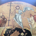 دین رایج مردم کرت مسیحی ارتدکس است و مهمترین جشن آنها مراسم پاک ارتدکس است