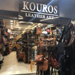 صنعت چرم سازی در کرت بسیار رایج است ،نام این فروشگاه کوروش است